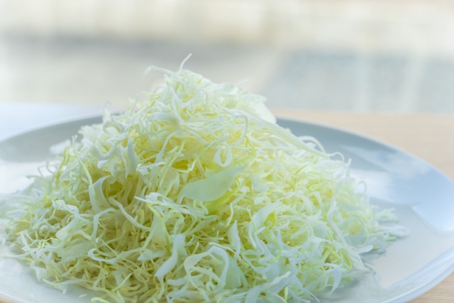 千切りキャベツ